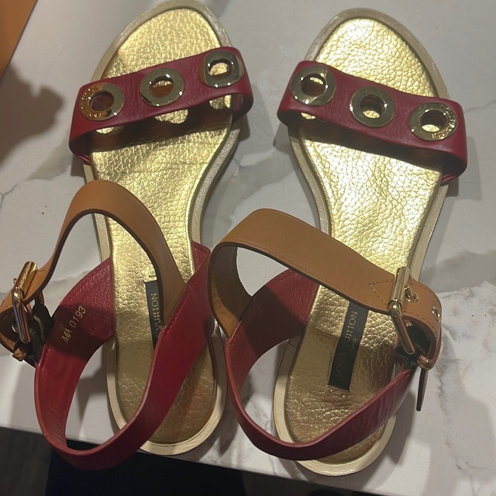 Worm Few Times Good Condition - image 1